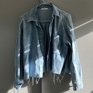 Denim cutoff button down🧵